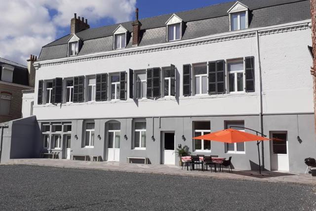 Les Suites Fenelon Le Cateau-Cambresis Zewnętrze zdjęcie